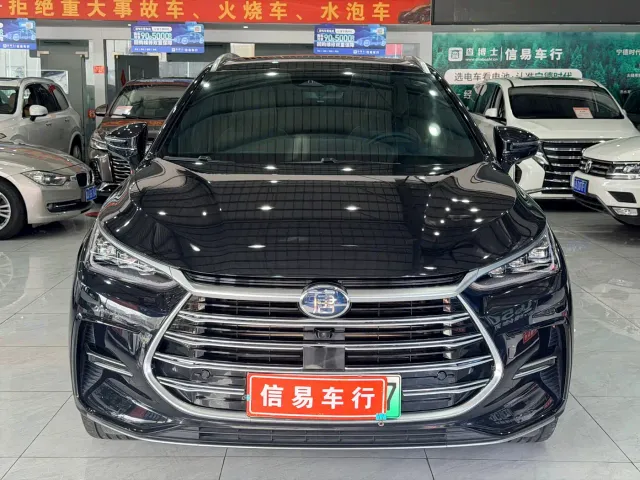 BYD Tang — Фото автомобиля 2