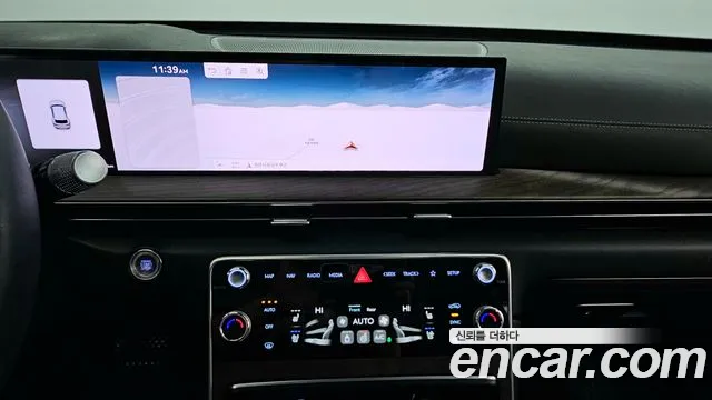Genesis GV80 — Фото автомобиля 14