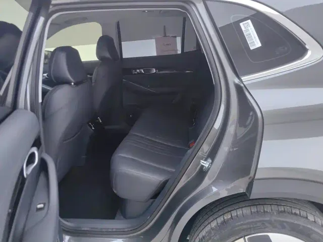 Geely Galaxy E5 — Фото автомобиля 11