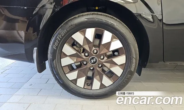 Hyundai Staria — Фото автомобиля 5