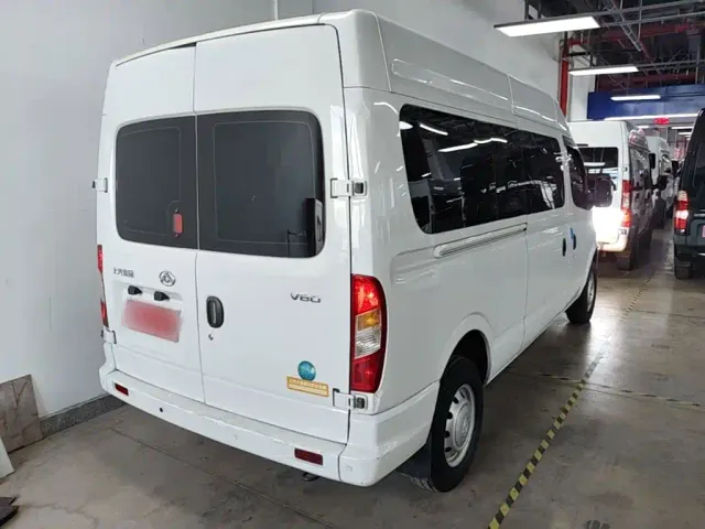 Maxus Xintu V80 — Фото автомобиля 6