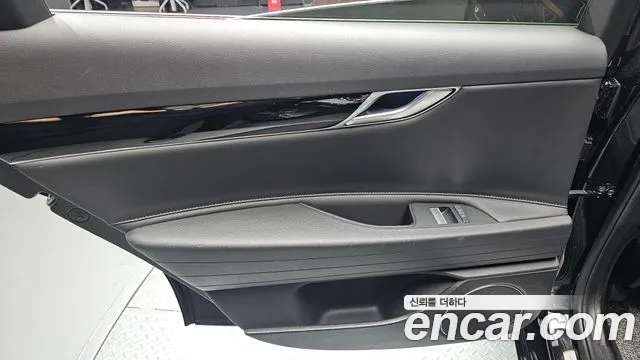 Genesis G80 RG3 — Фото автомобиля 14