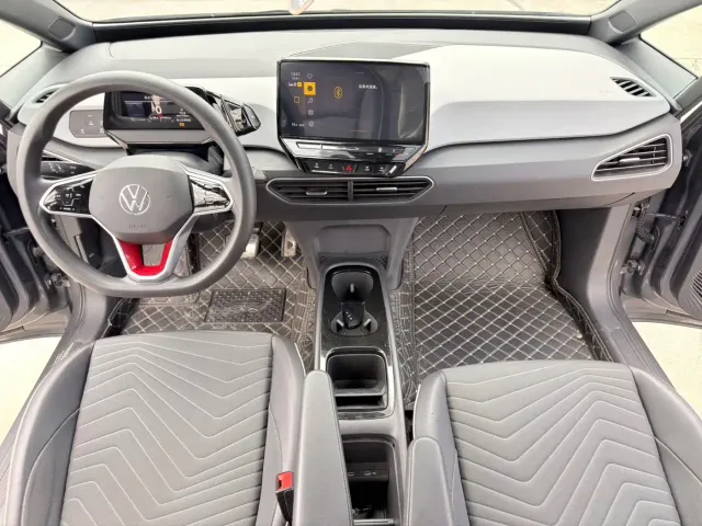 Volkswagen ID.3 — Фото автомобиля 8