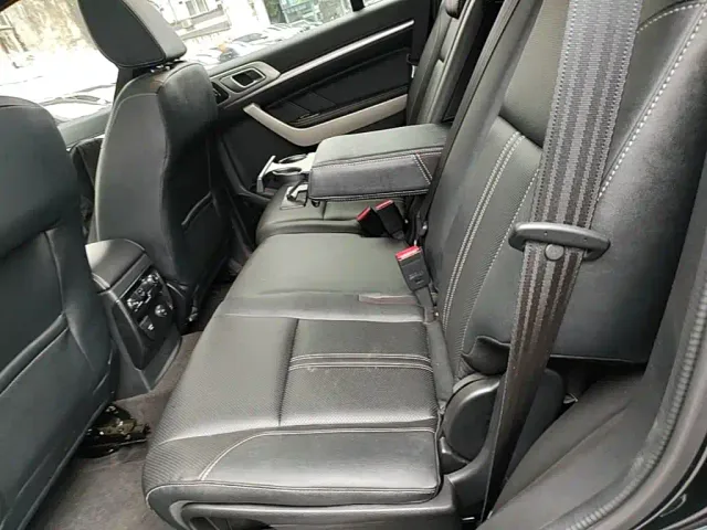 Ford Everest — Фото автомобиля 16