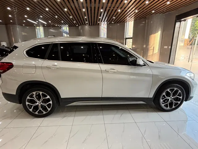 BMW X1 — Фото автомобиля 6