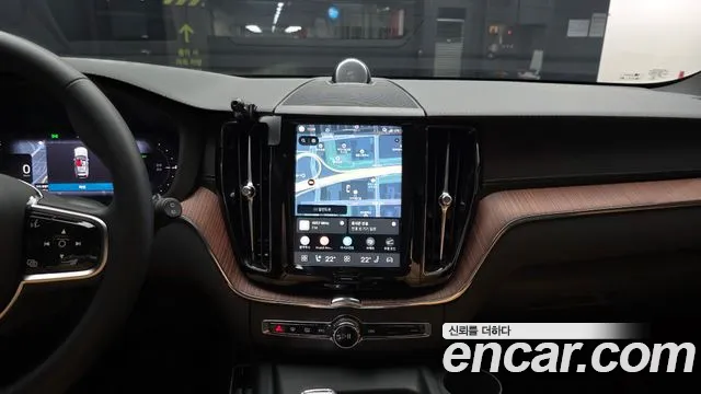 Volvo XC60 2nd Gen — Фото автомобиля 20