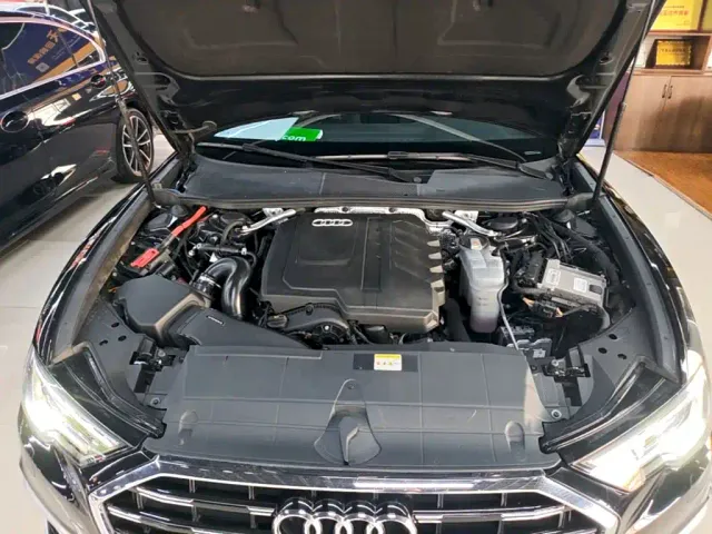 Audi A6L — Фото автомобиля 19