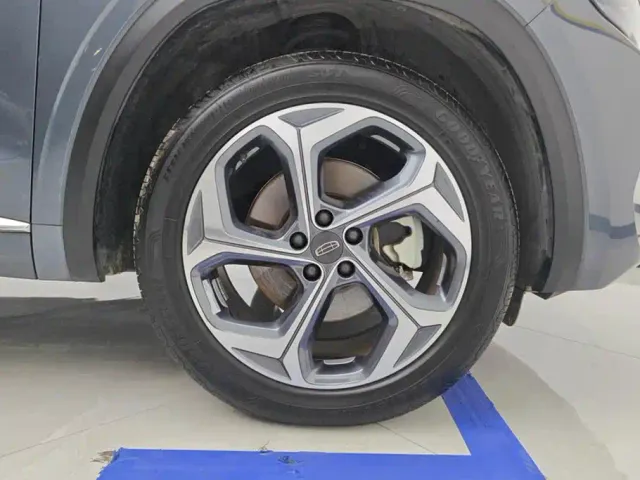 Geely Xingyue L — Фото автомобиля 6