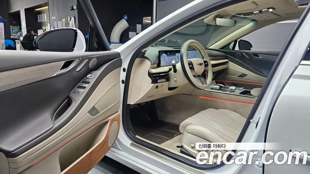 Genesis G80 Бензин 3.5 турбо AWD — Фото автомобиля 10