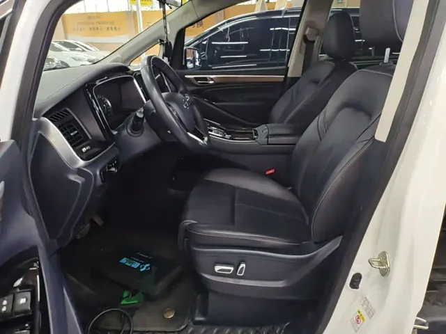GAC Trumpchi M8 — Фото автомобиля 14