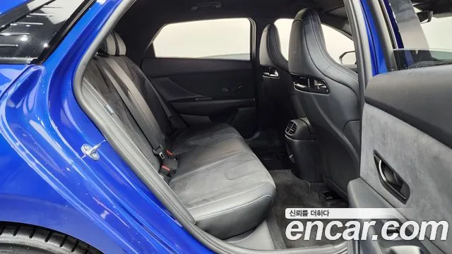 Hyundai AVANTE — Фото автомобиля 9