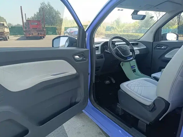 Wuling Hongguang Mini EV — Фото автомобиля 15
