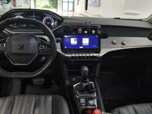 Peugeot 408 — Фото автомобиля 13