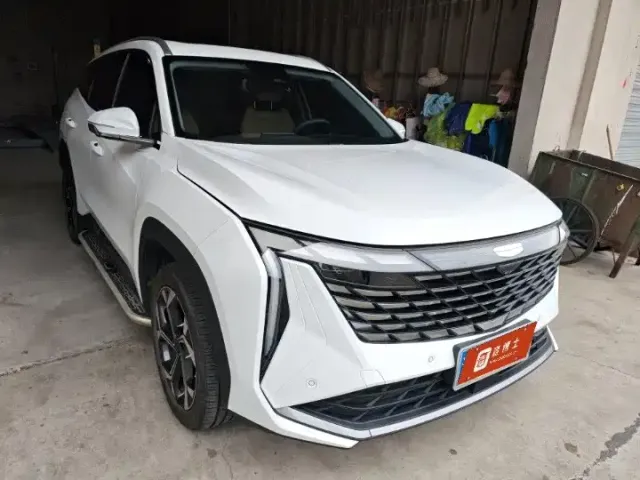Geely Boyue L — Фото автомобиля 2