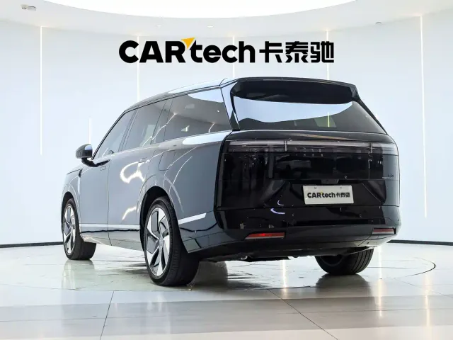 Xpeng GX — Фото автомобиля 3