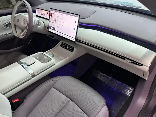 Changan Qiyuan A06 — Фото автомобиля 15