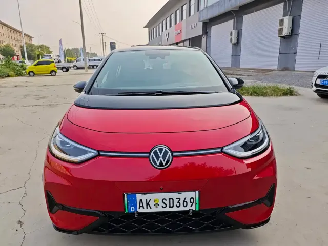 Volkswagen ID.3 — Фото автомобиля 2