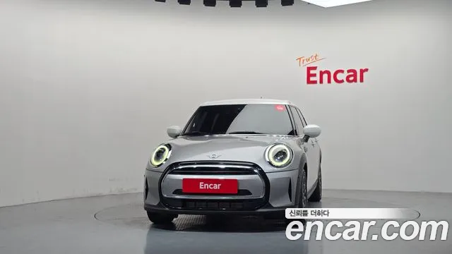 MINI Cooper — Фото автомобиля 3