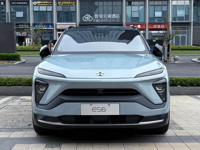Nio ES6 — Фото автомобиля 4
