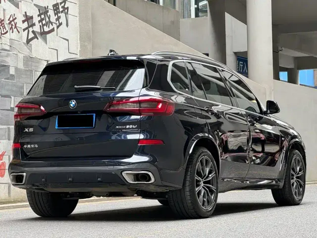BMW X5 — Фото автомобиля 5