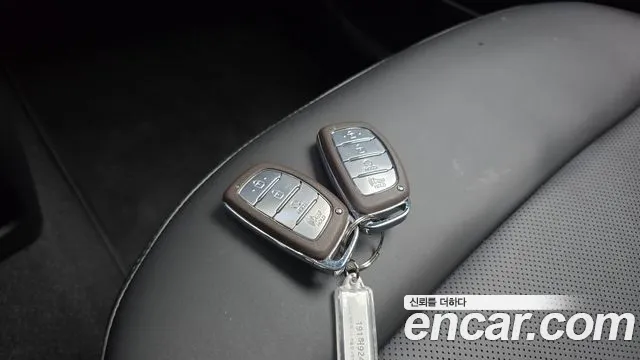 Hyundai Casper Casper Essential — Фото автомобиля 16