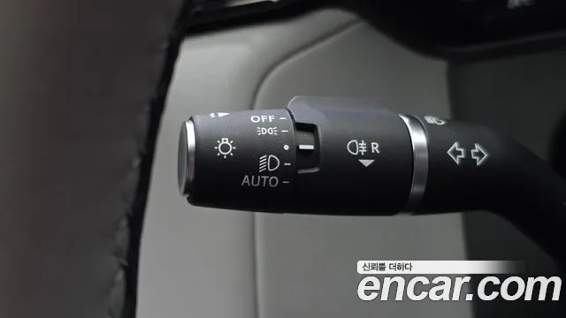 Land Rover Range Rover Velar Range Rover Velar 2.0 P250 Dynamic SE — Фото автомобиля 15