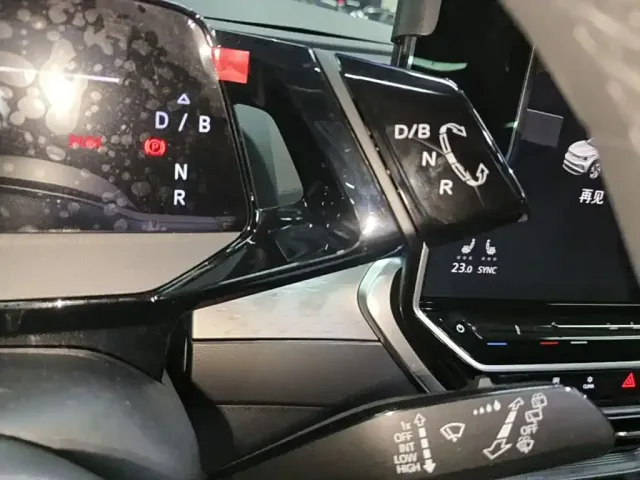 Volkswagen ID.6 X 2023 Upgraded Ultimate Intelligent Long Range Edition — Фото автомобиля 13
