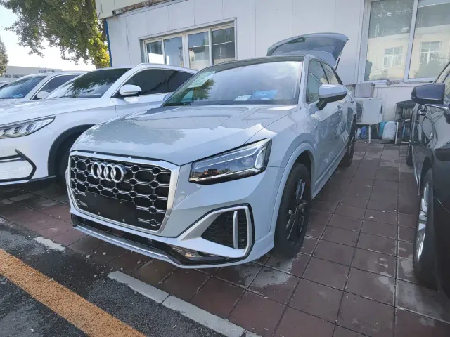 Фотография автомобиля — Audi Q2L