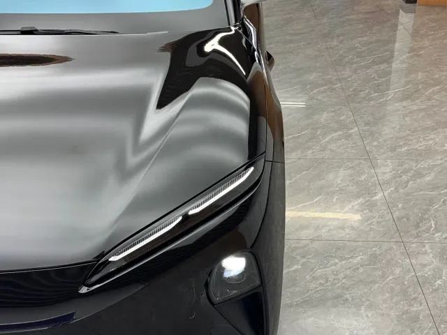 Nio ET5 Touring — Фото автомобиля 20