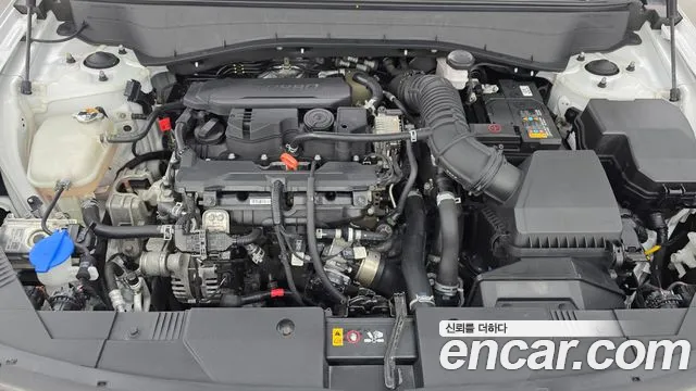 Hyundai Kona Kona (SX2) Бензин 1.6 турбо 2WD — Фото автомобиля 4
