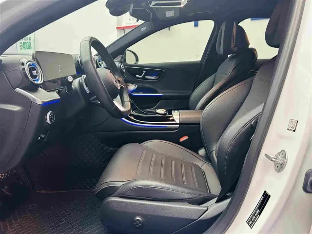 Mercedes-Benz C-Class — Фото автомобиля 20