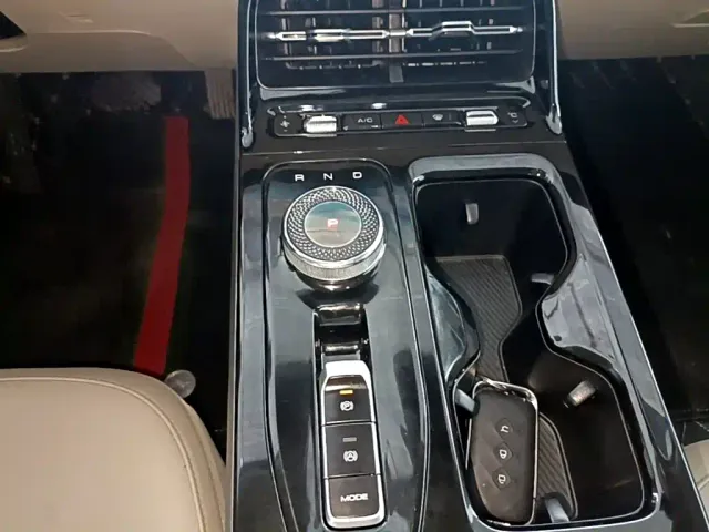 Wuling Starlight — Фото автомобиля 13