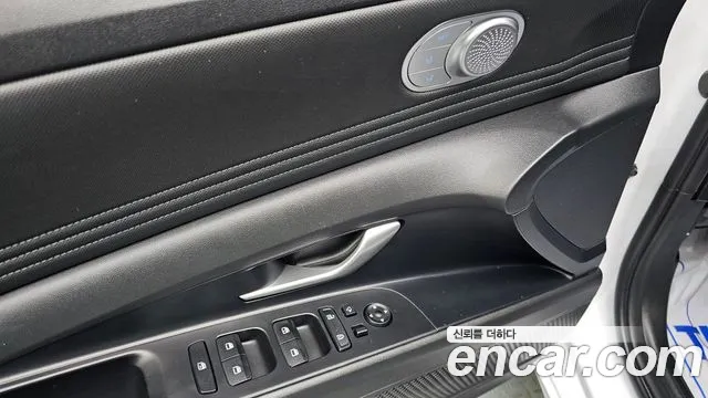 Hyundai AVANTE Avante (CN7) — Фото автомобиля 13