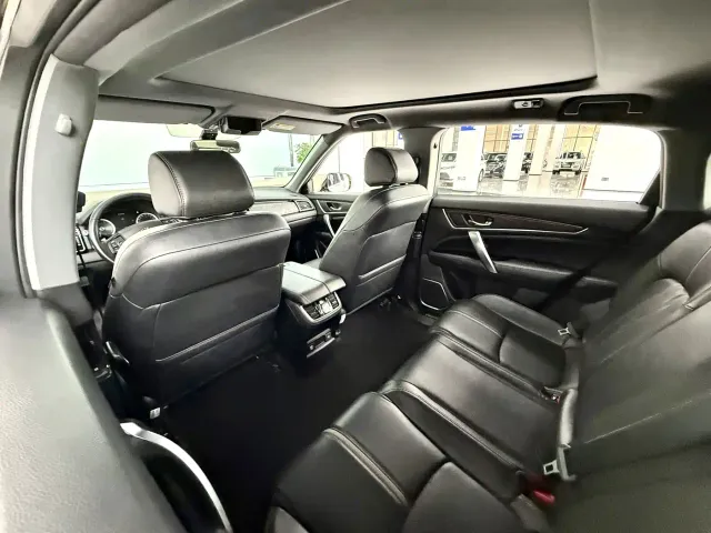 Honda UR-V — Фото автомобиля 11