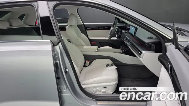 Hyundai Grandeur GN7 — Фото автомобиля 16