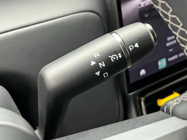 iCAR V23 — Фото автомобиля 18