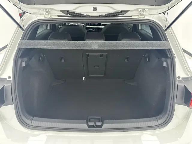 Volkswagen Golf — Фото автомобиля 17