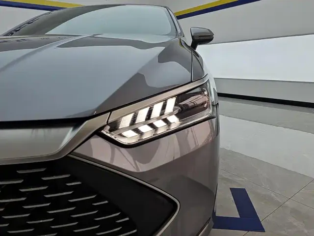 BYD Qin PLUS — Фото автомобиля 5