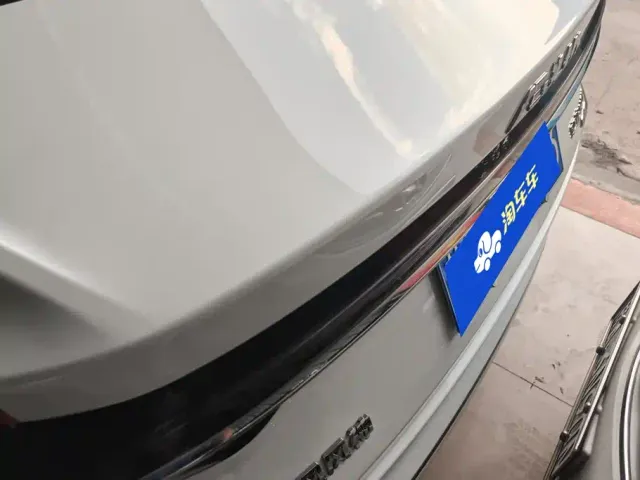 Dongfeng Yixuan MAX — Фото автомобиля 4