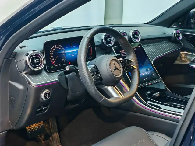 Mercedes-Benz C-Class — Фото автомобиля 12