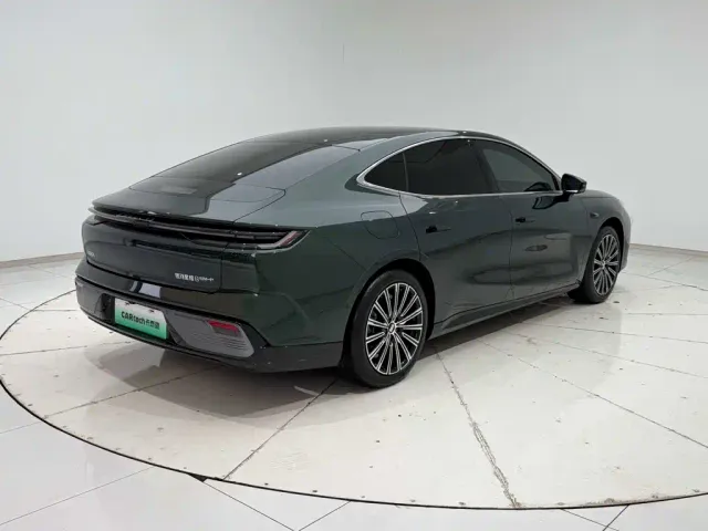 Geely Galaxy Xingyao 8 — Фото автомобиля 14