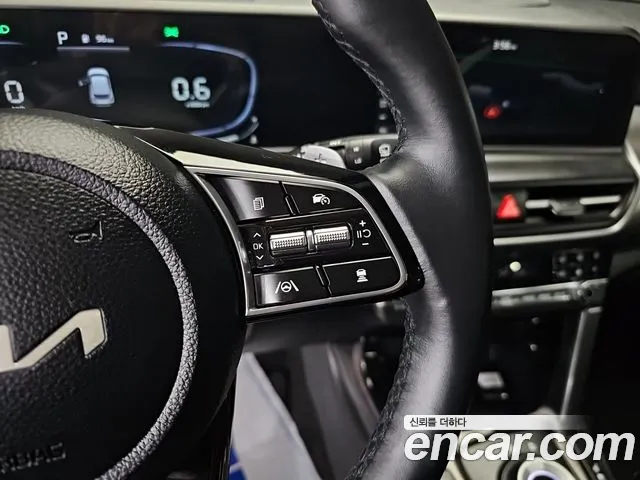 Kia Seltos New — Фото автомобиля 11