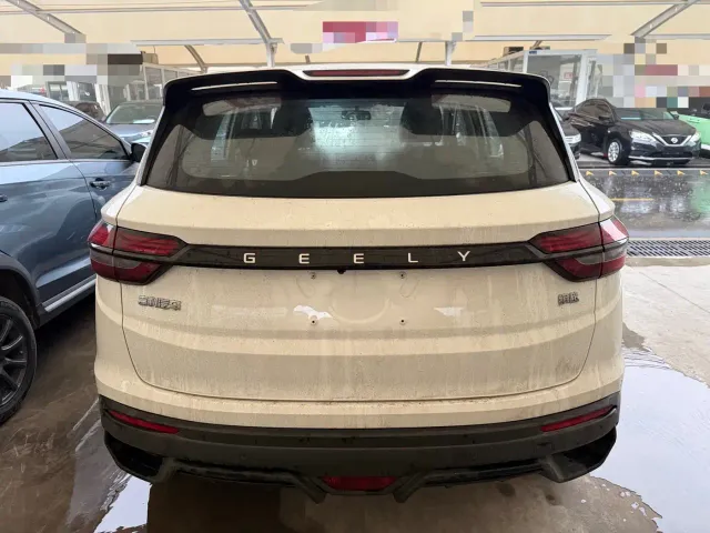 Geely Binyue — Фото автомобиля 3