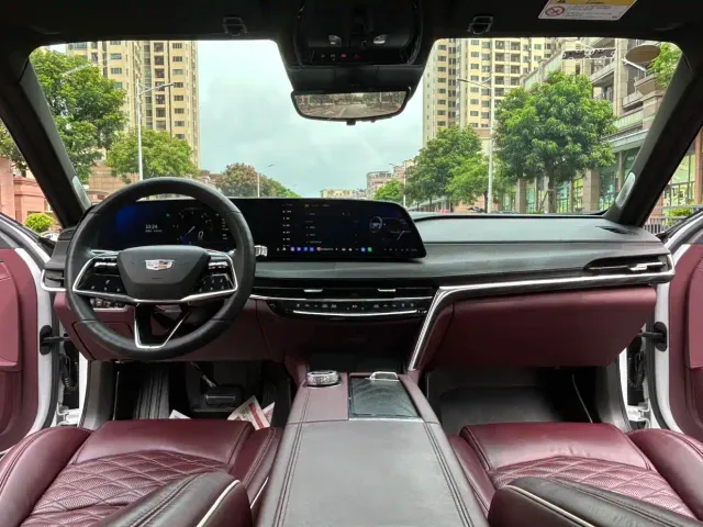 Cadillac CT6 — Фото автомобиля 7