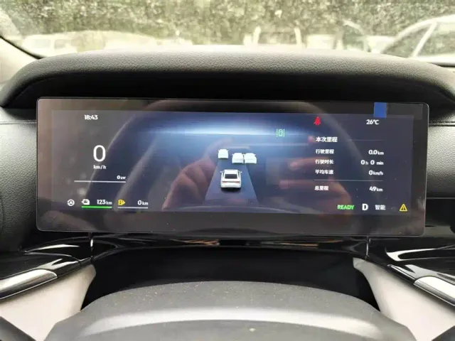 Geely Galaxy Stellar 6 — Фото автомобиля 11