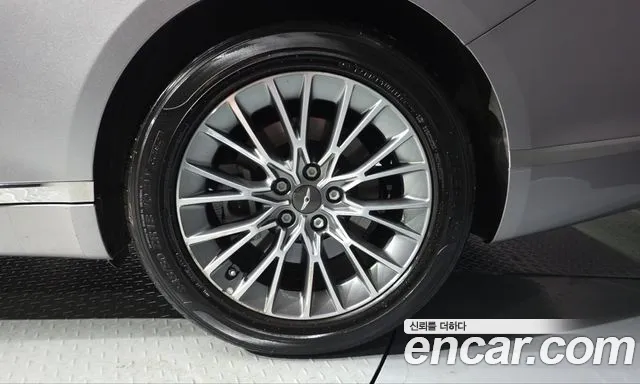 Genesis G80 RG3 — Фото автомобиля 5