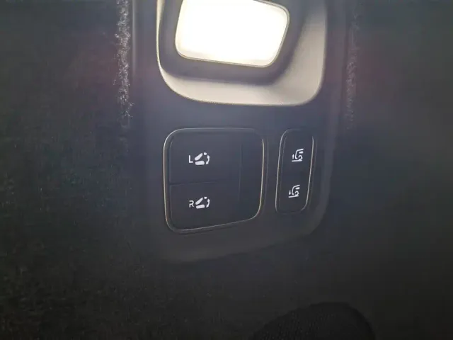 Li Auto MEGA — Фото автомобиля 19