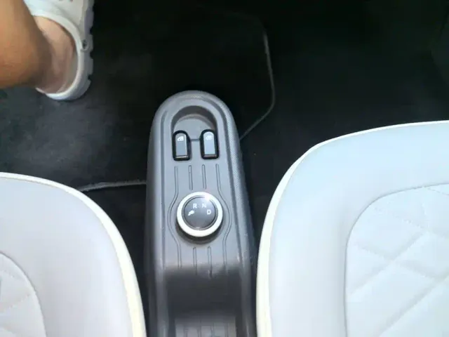Wuling Hongguang Mini EV — Фото автомобиля 13
