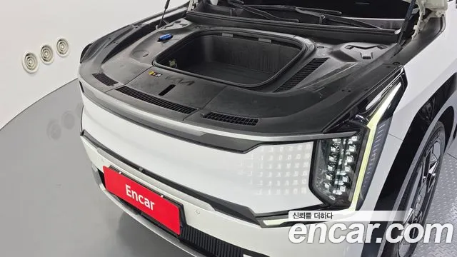Kia EV9 — Фото автомобиля 6