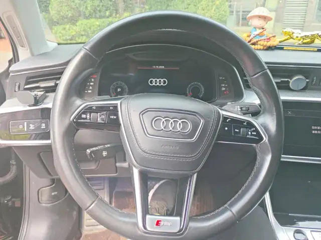 Audi A6L — Фото автомобиля 15